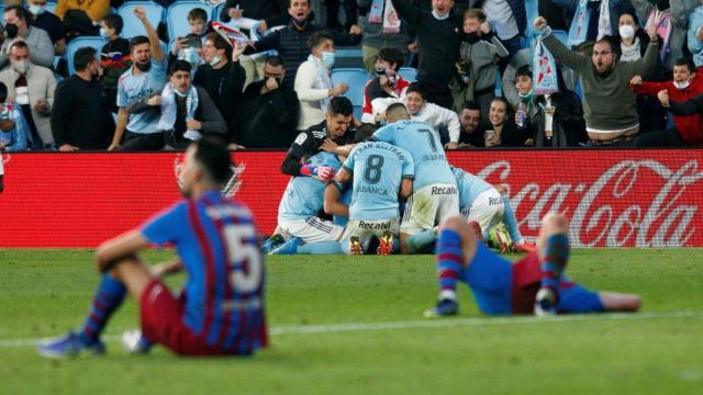 哈维看看吧，这就是你要带的队，3球领先被绝平